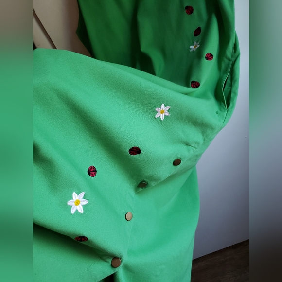 Lovely ladybug & daisy summer dress - Picture 13 of 14